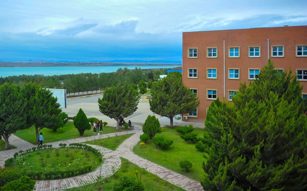 Attention bachelor’s degree holders admitted to the master’s programs at Baku Engineering University!