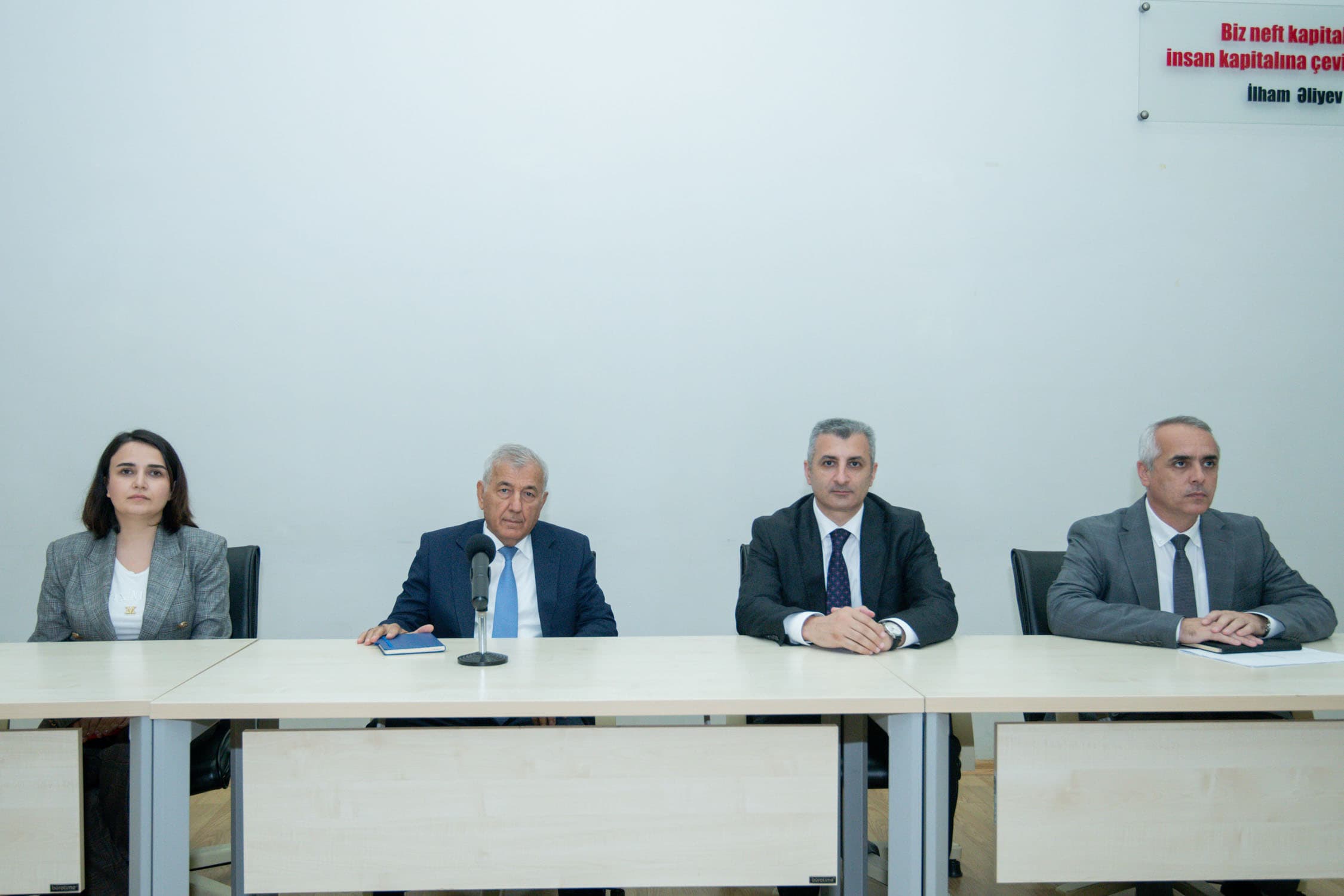 Rector Meets with Students of BUCT-BEU Faculty of Engineering