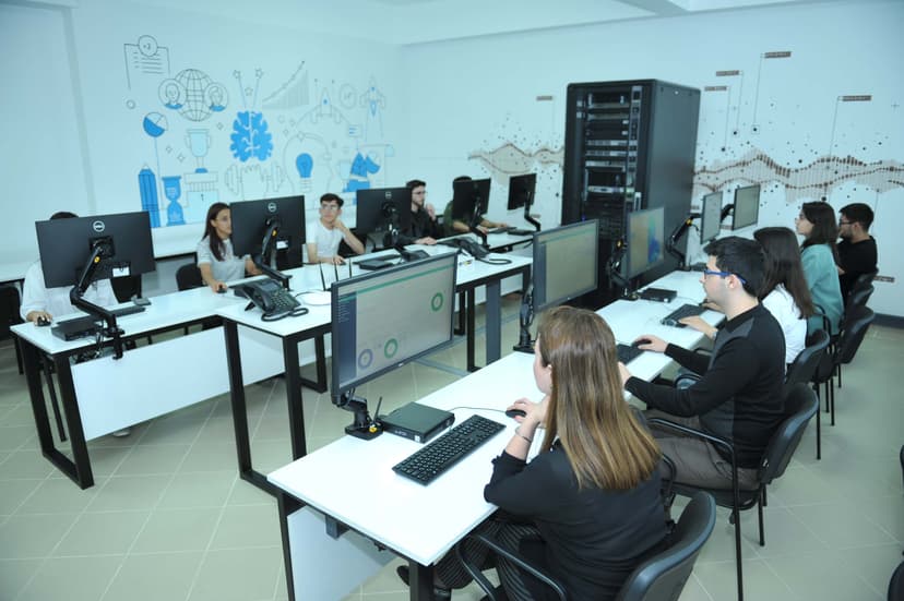 İnformasiya və kompüter texnologiyaları fakültəsi Şəkil 1