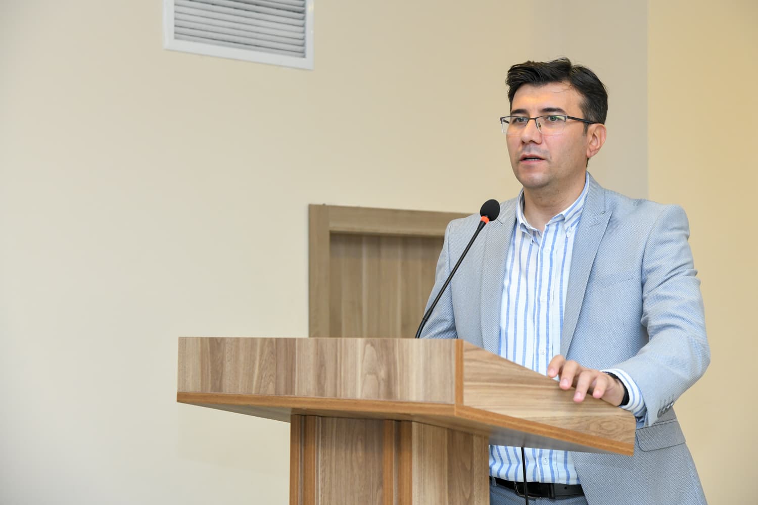 Career Service Support - Gallery Image 1