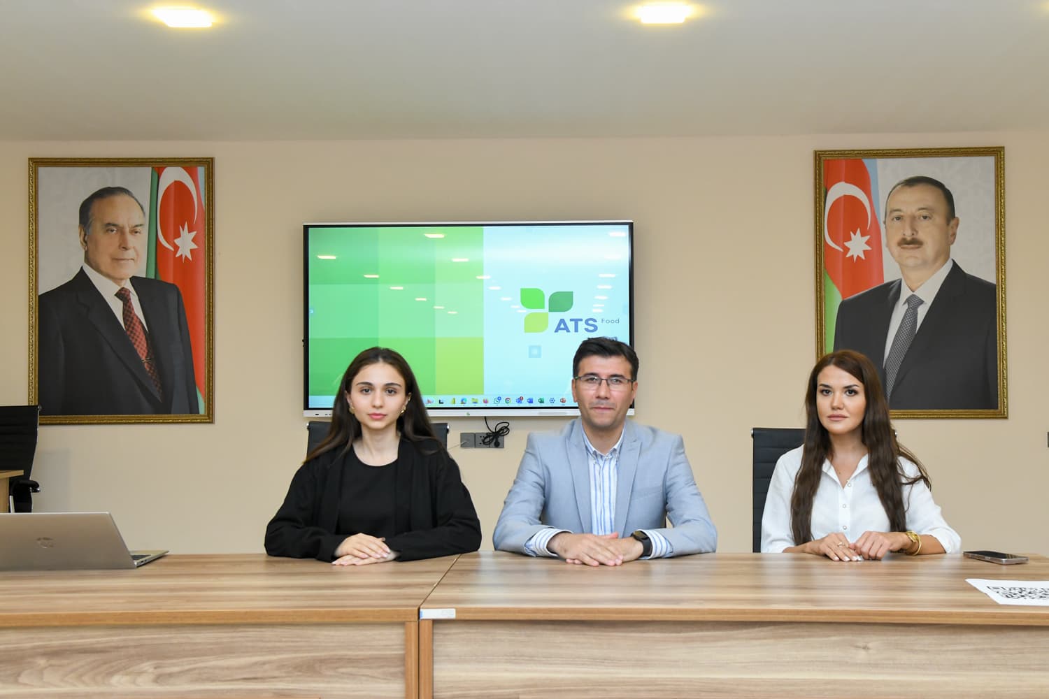 Career Service Support - Gallery Image 1